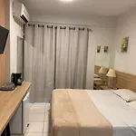 Golden Dolphin Express Apto 1002