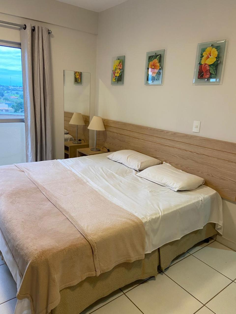 Golden Dolphin Express Apto 1002 Apartment Caldas Novas