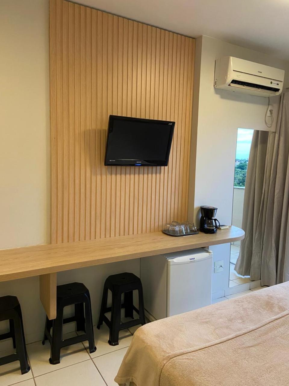 Golden Dolphin Express Apto 1002 Apartment *
